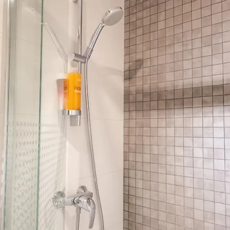 Apartment Oneluxstay Centre *